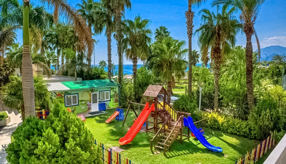 هتل پرنسس سی لاین بیچ آنتالیا